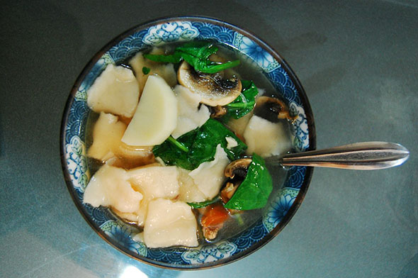 Traditional Tibetan thenthuk soup. Photo: Alexandra Torrealba. 